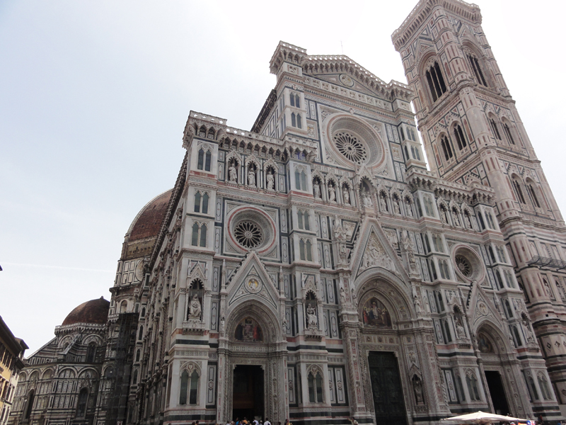 The Cathederal of Santa Maria del Fiore, aka il Duomo: places to visit in Florence in one day.