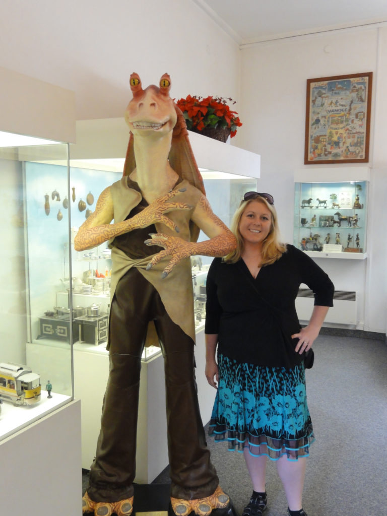 Cristina and Jar Jar Binks